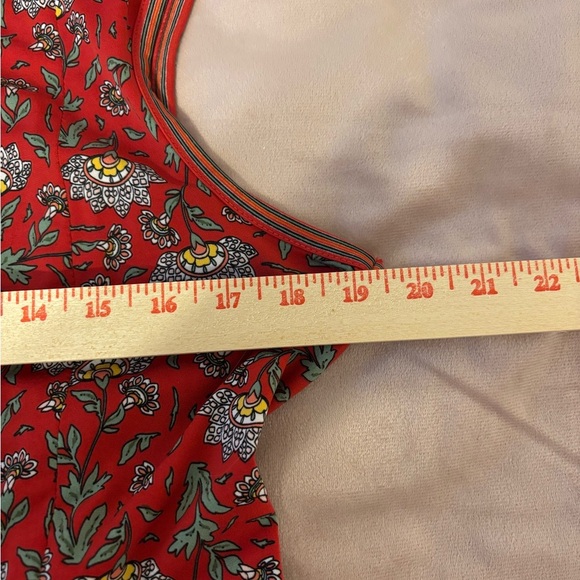 Max Studio Vibrant Red and Green Paisley Midi Dress - Picture 4 of 8